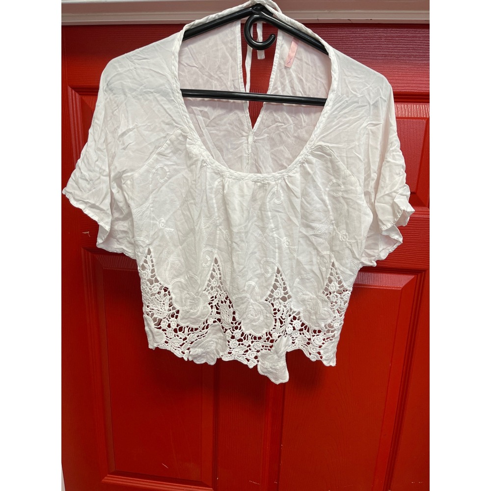 White Boho Floral Crochet Lace Crop Top Tie Back Halter Festival Summer S/M